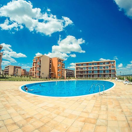 Holiday Fort Golf Club Slantschew brjag Exterior foto