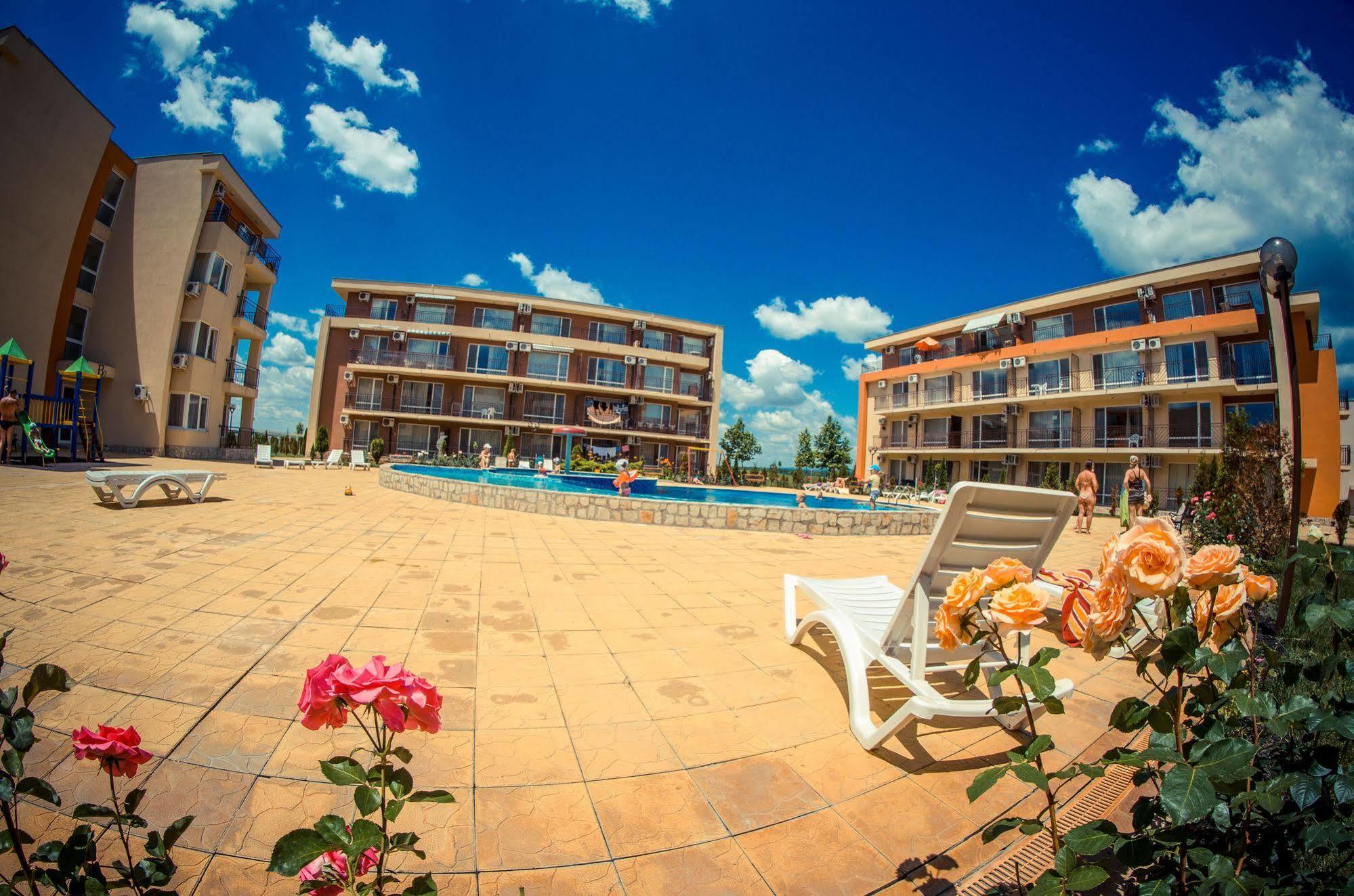Holiday Fort Golf Club Slantschew brjag Exterior foto