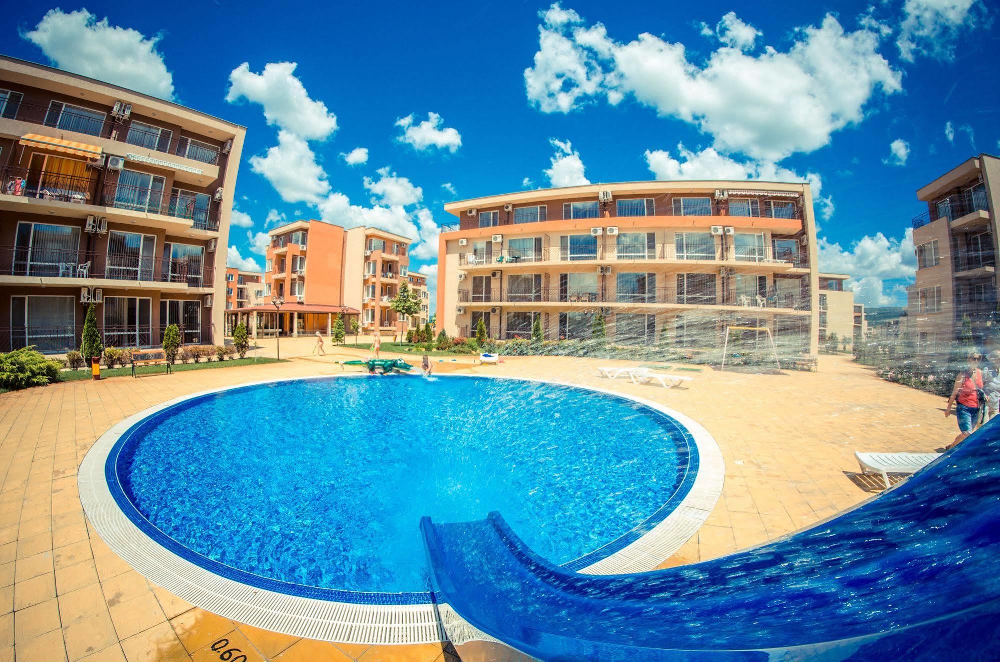 Holiday Fort Golf Club Slantschew brjag Exterior foto